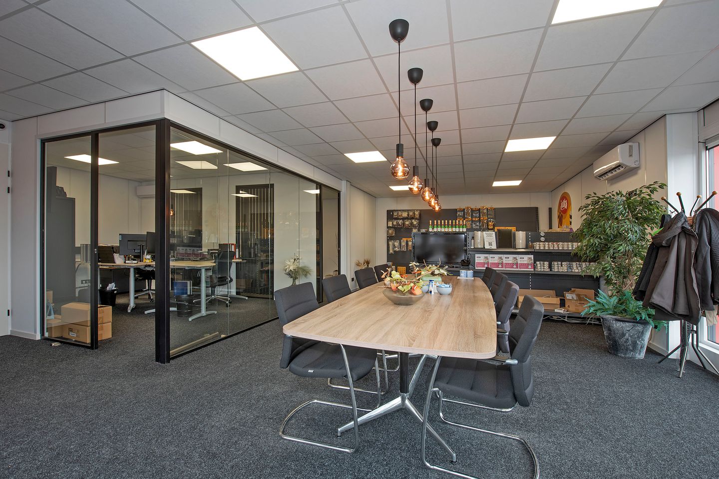 Bekijk foto 2 van Slachthuiskade 18-b