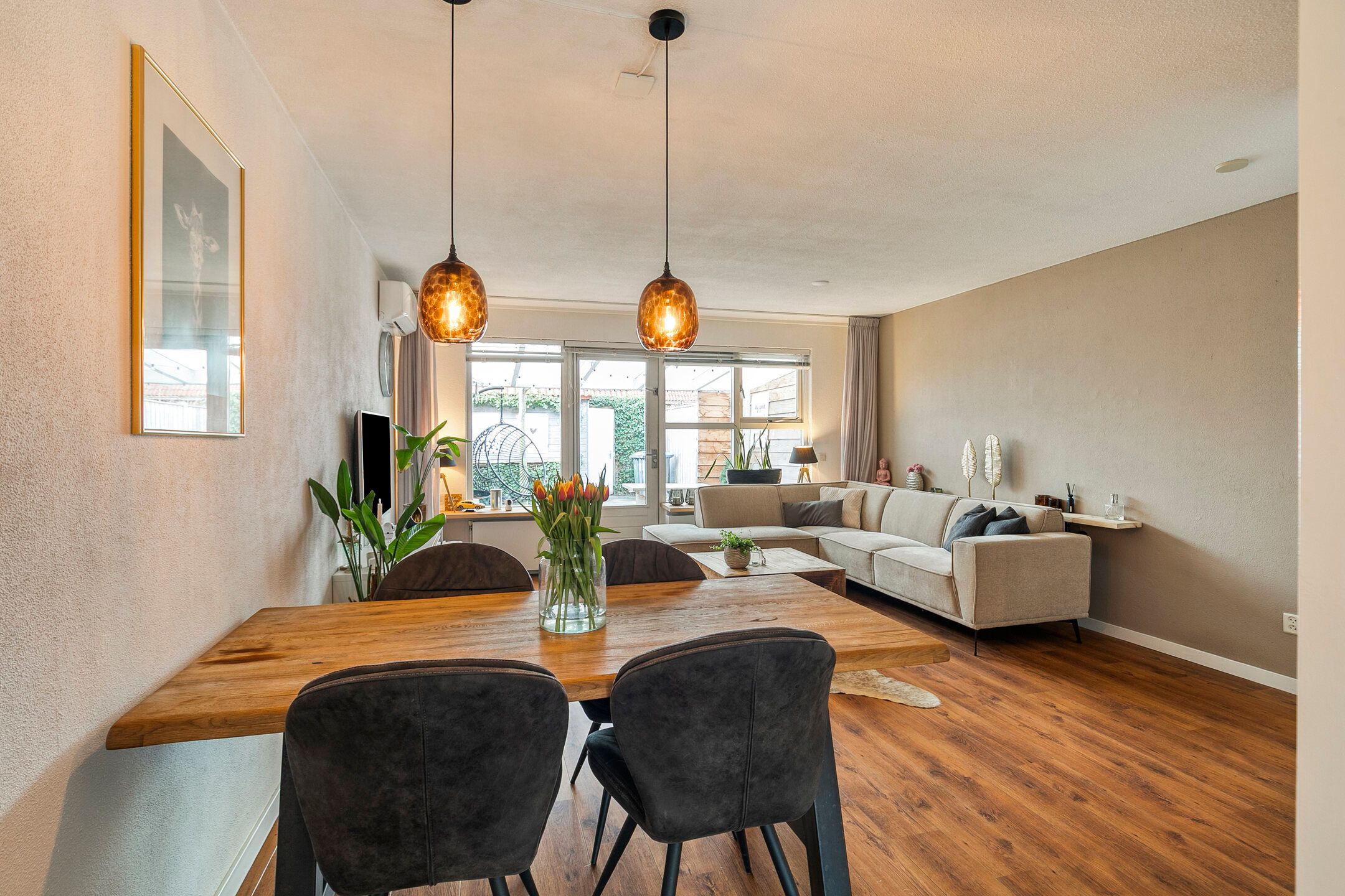 Foto 9 van Versteegstraat 18