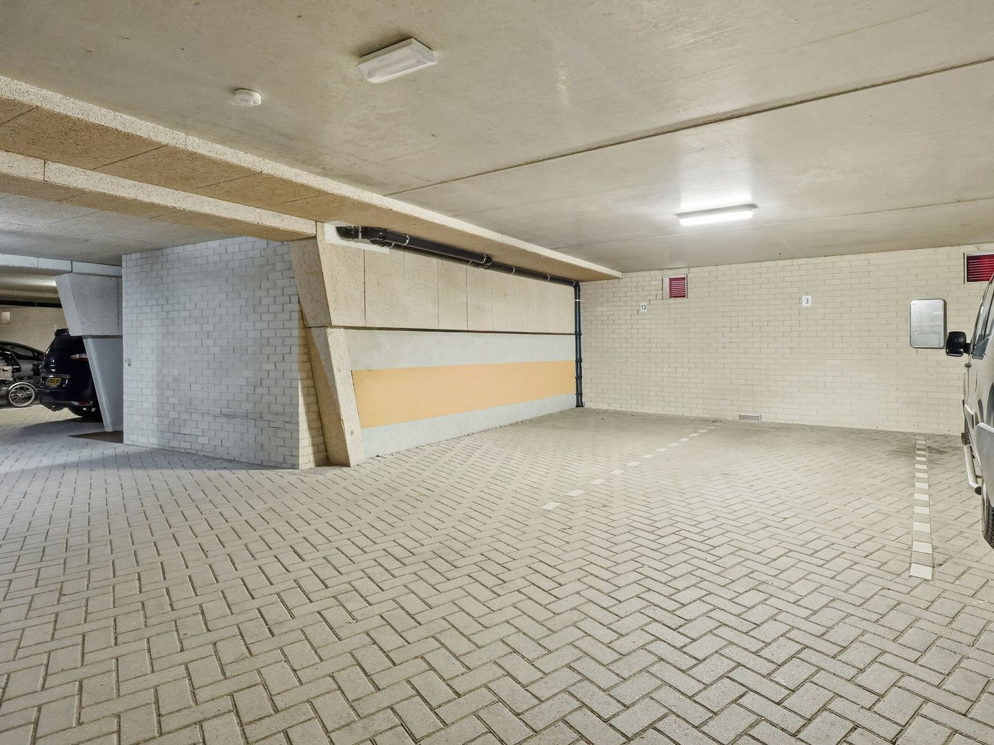 Foto 29 van Emmalaan 3