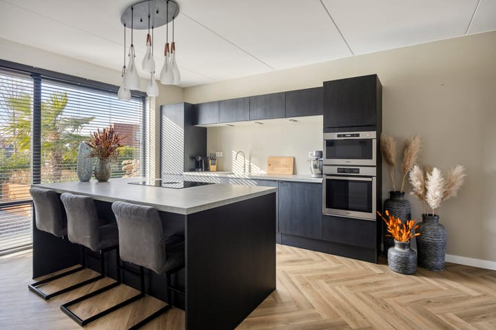 Foto 3 van Cornelis Lelyhage 36