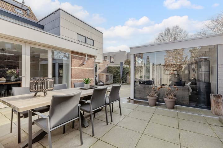 Foto 2 van Vlaggeschip 50