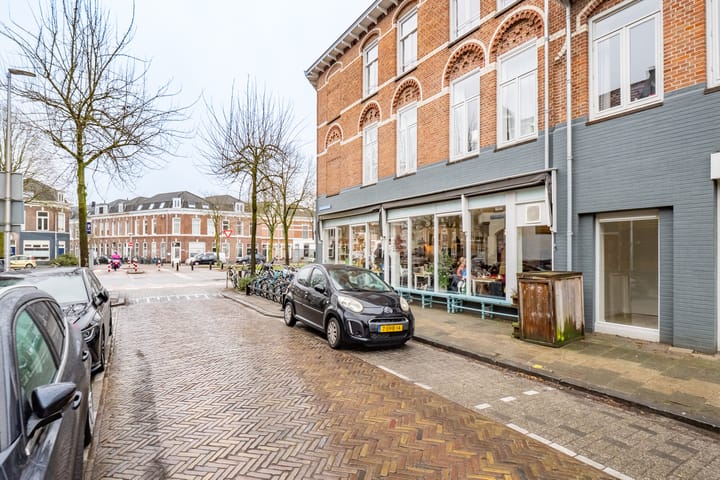 Foto 2 van Douwes Dekkerstraat 2-A