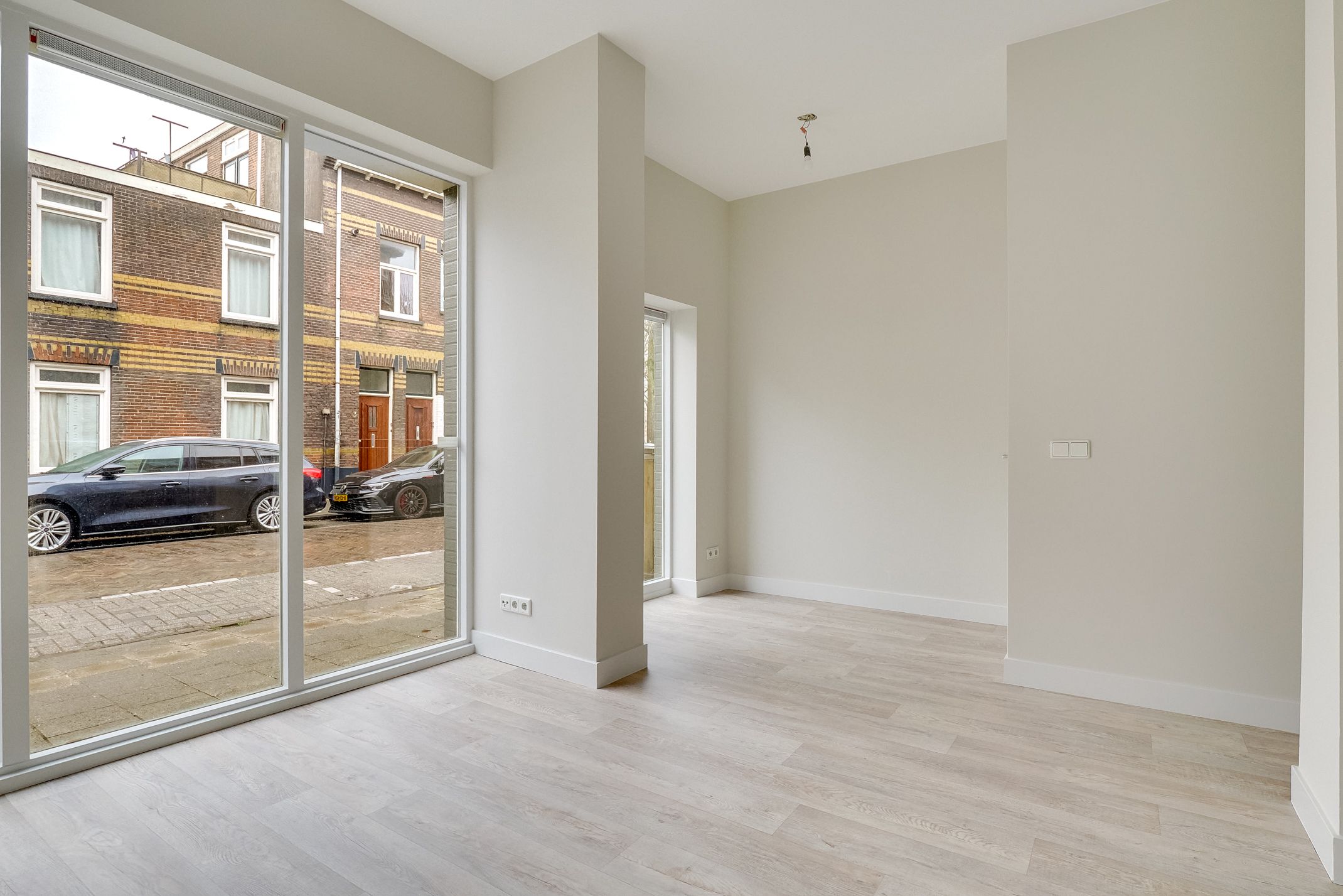 Foto 3 van Douwes Dekkerstraat 2-A