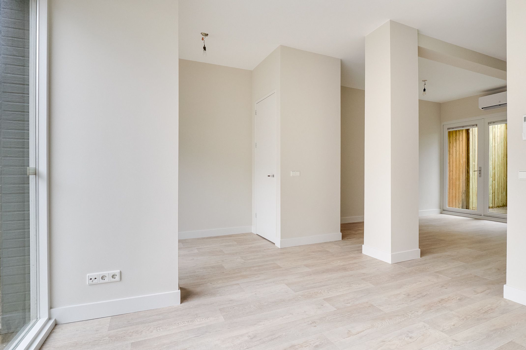 Foto 6 van Douwes Dekkerstraat 2-A