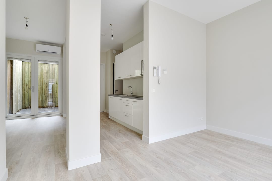 Foto 7 van Douwes Dekkerstraat 2-A