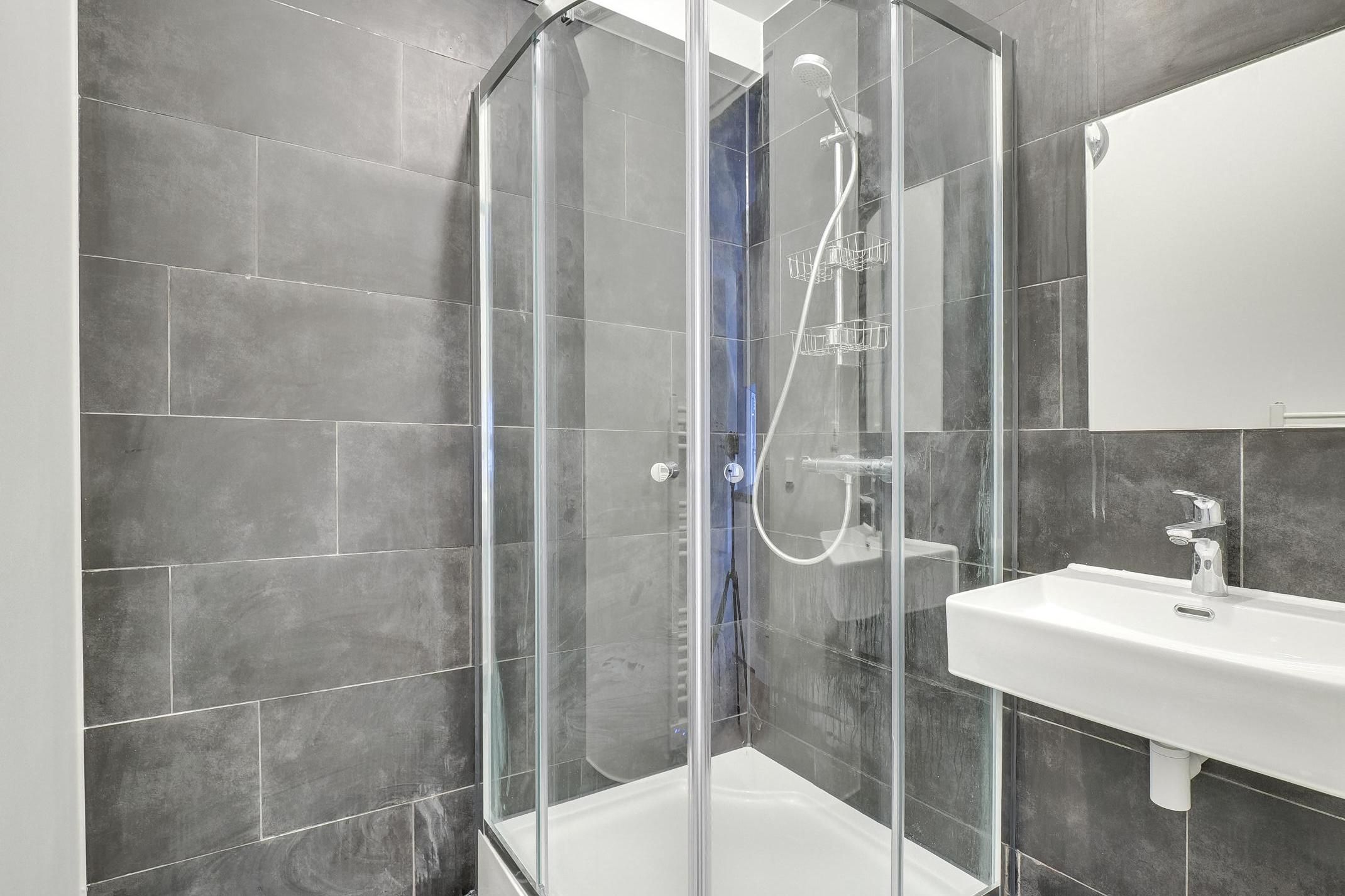 Foto 12 van Douwes Dekkerstraat 2-A