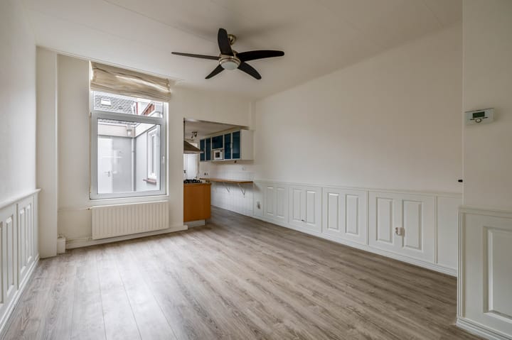 Foto 11 van Zwartewaalsestraat 41