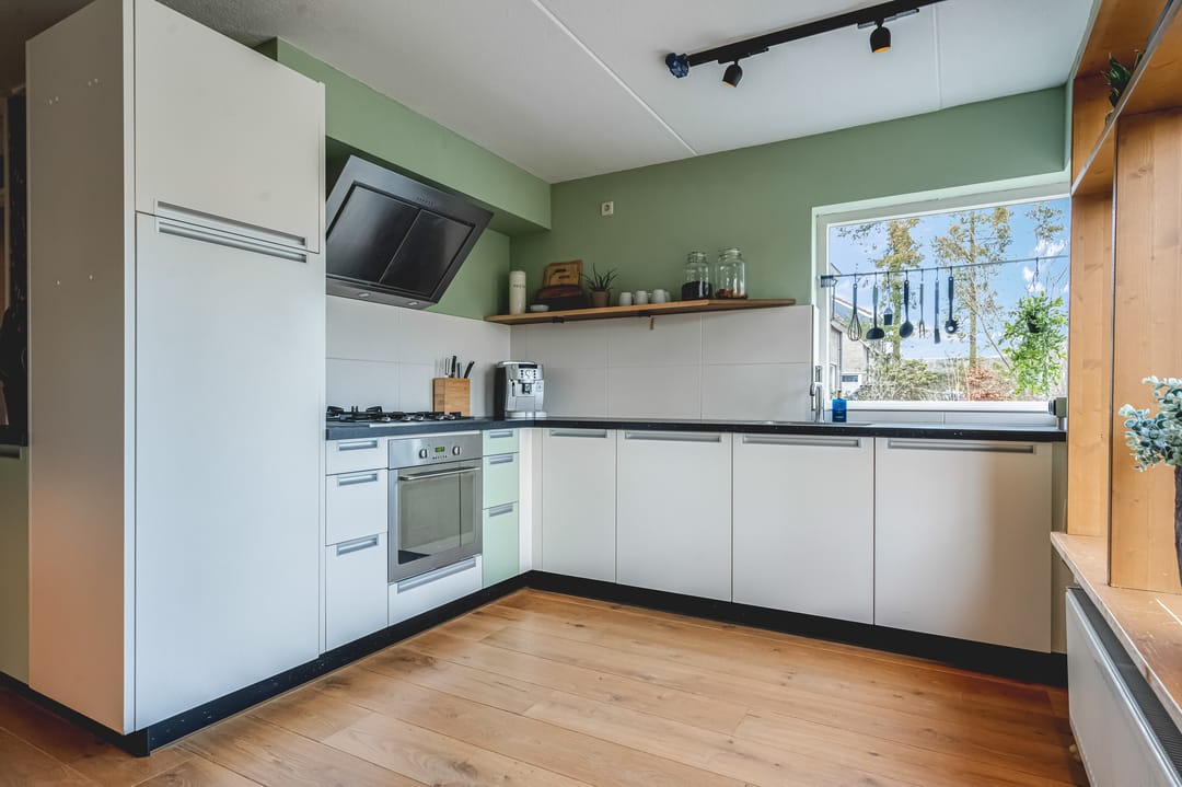 Photo 17 of Stinsenweg 29