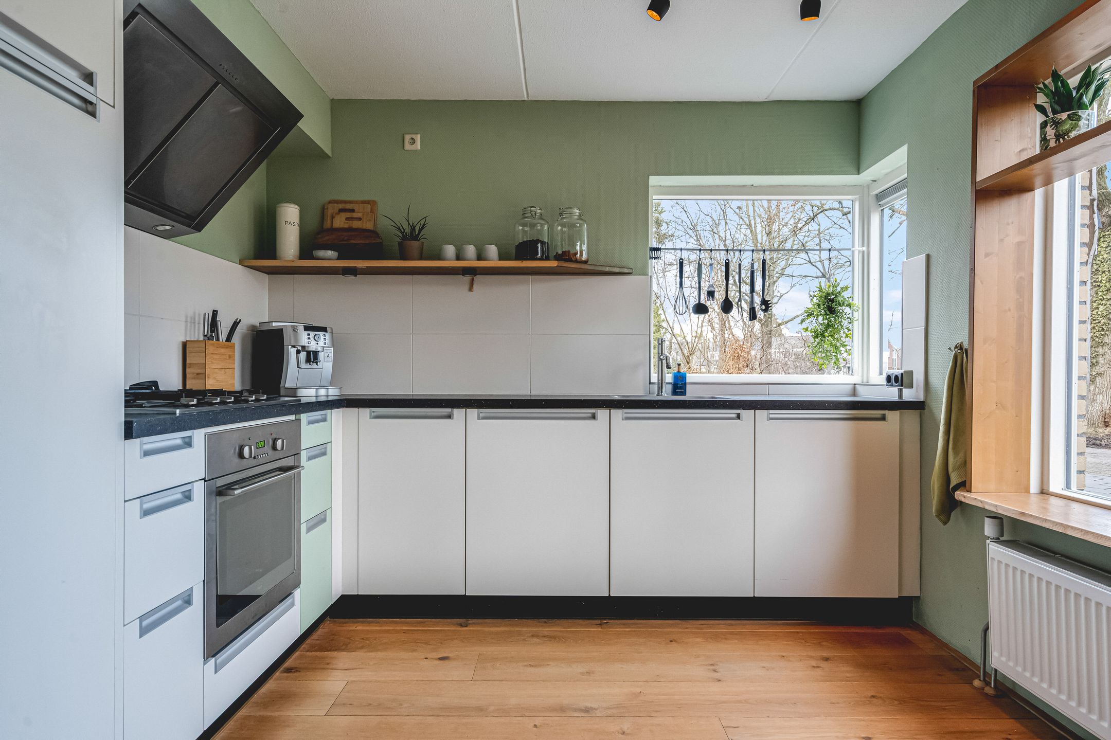 Photo 18 of Stinsenweg 29