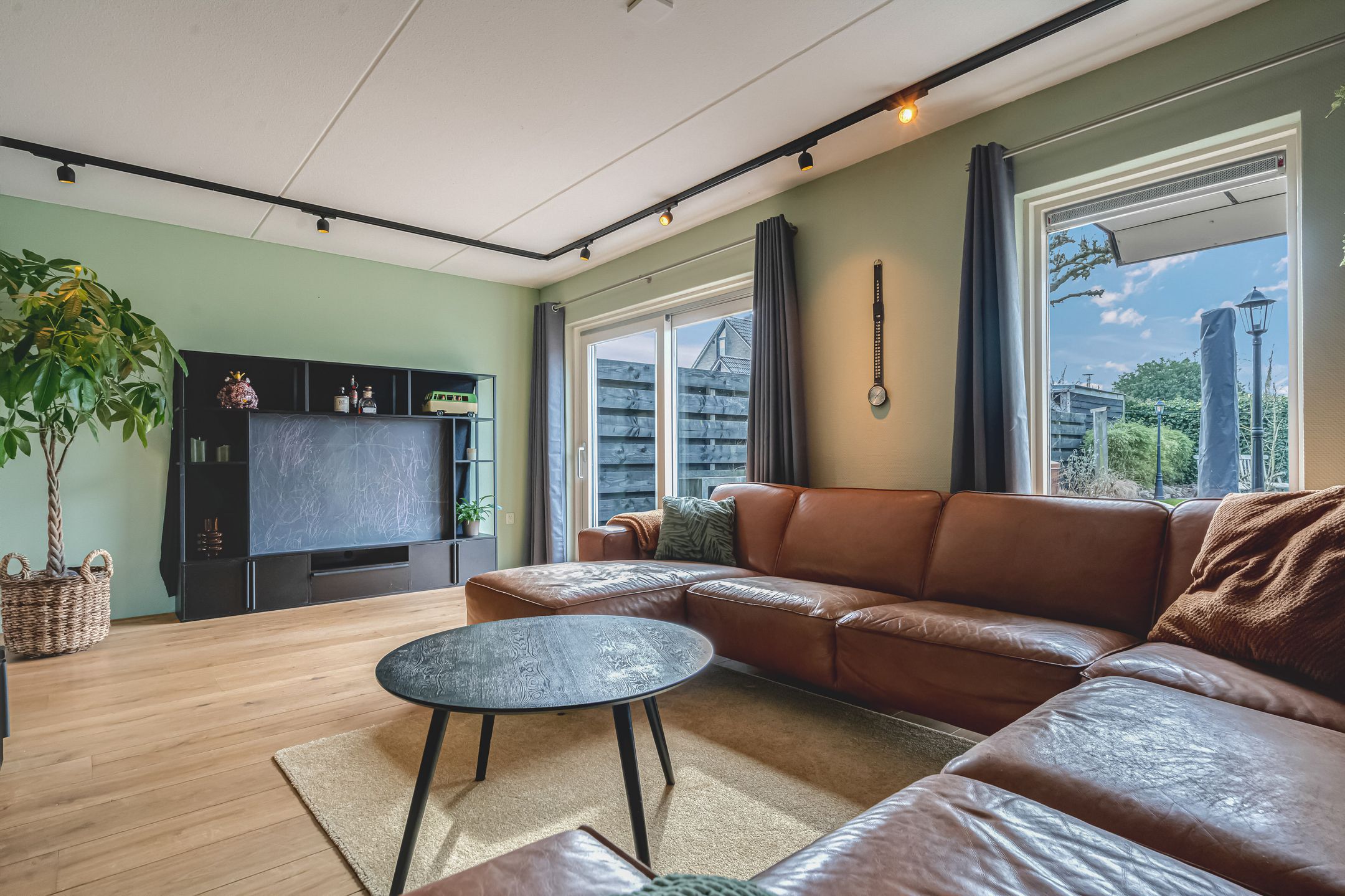 Photo 24 of Stinsenweg 29