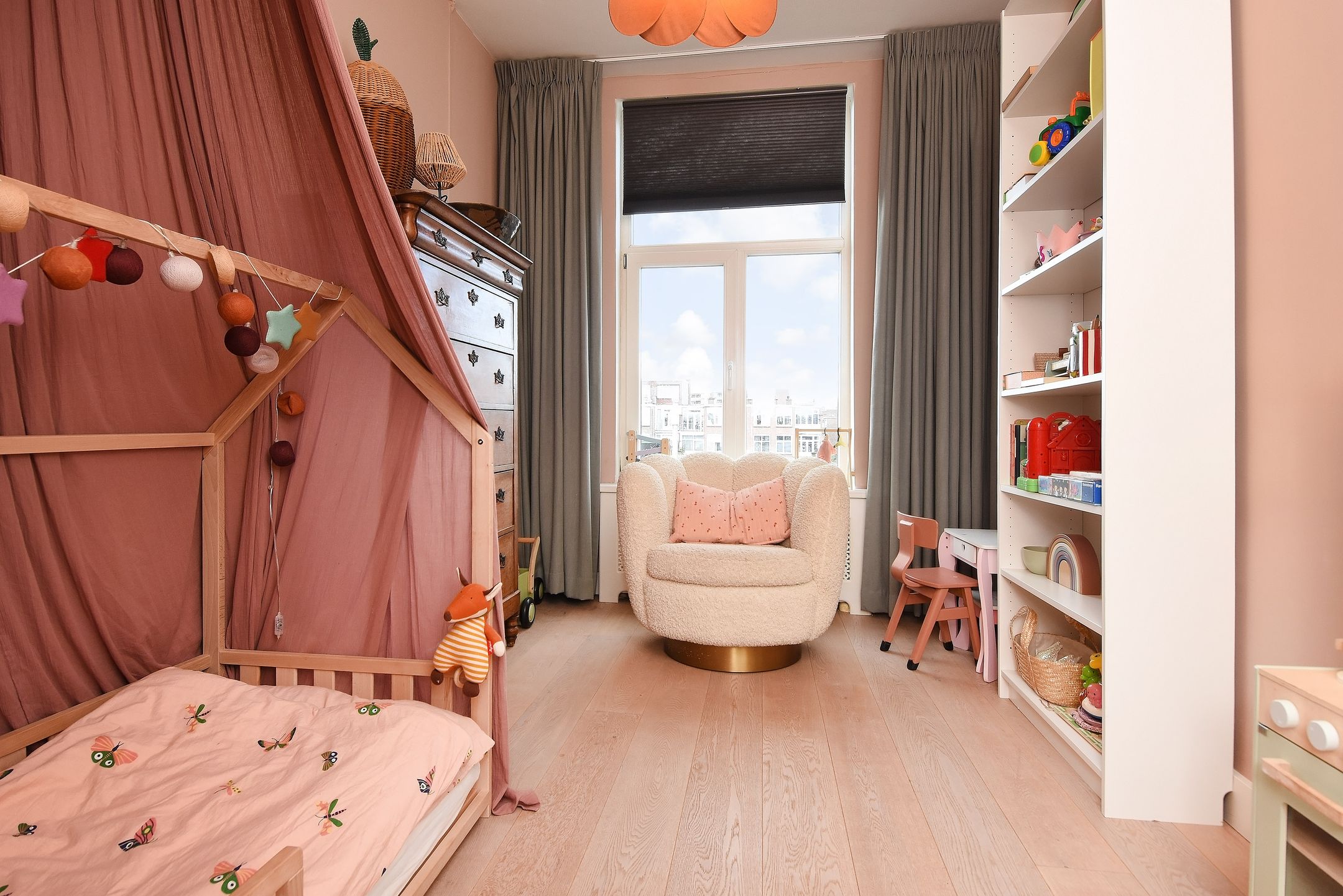 Foto 27 van Irisstraat 151