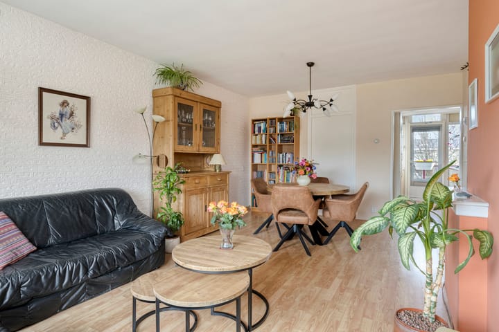 Foto 5 van van der Ploegstraat 9