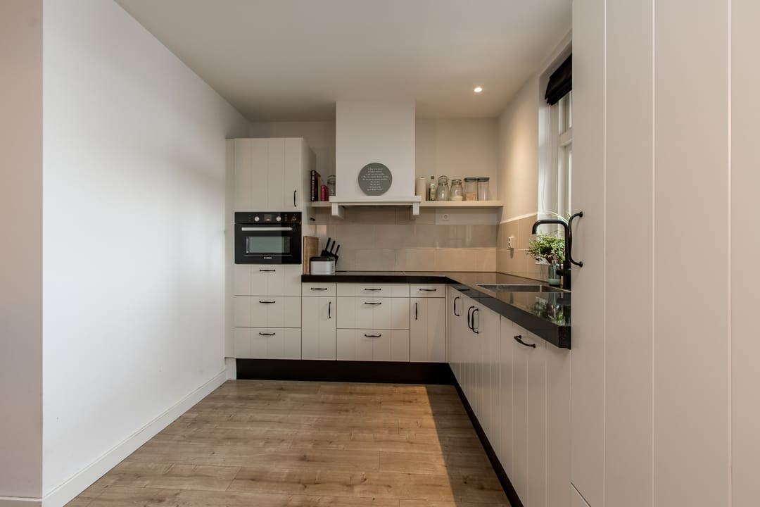 Photo 16 of Willem van Oranjestraat 46