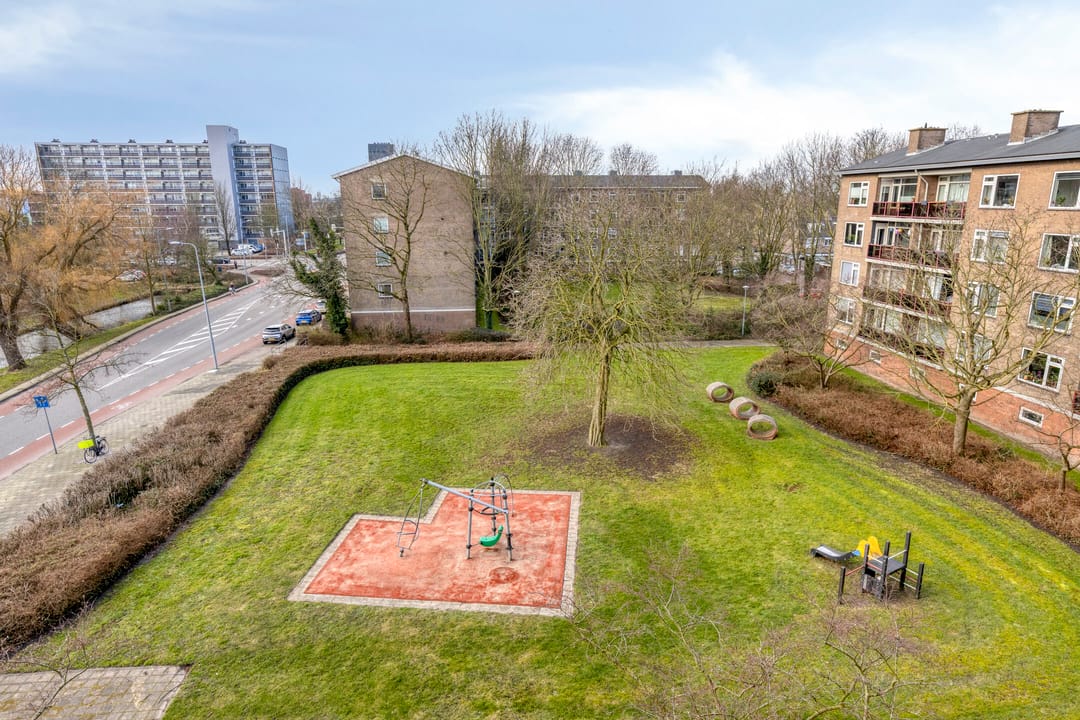 Foto 8 van van der Ploegstraat 9