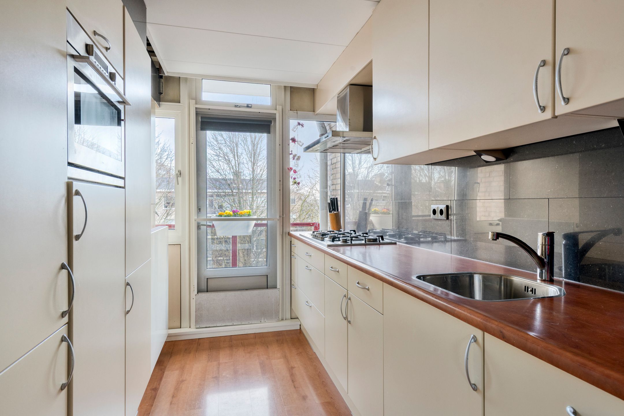 Foto 9 van van der Ploegstraat 9