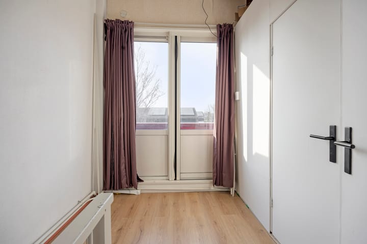 Foto 35 van Ribesstraat 12