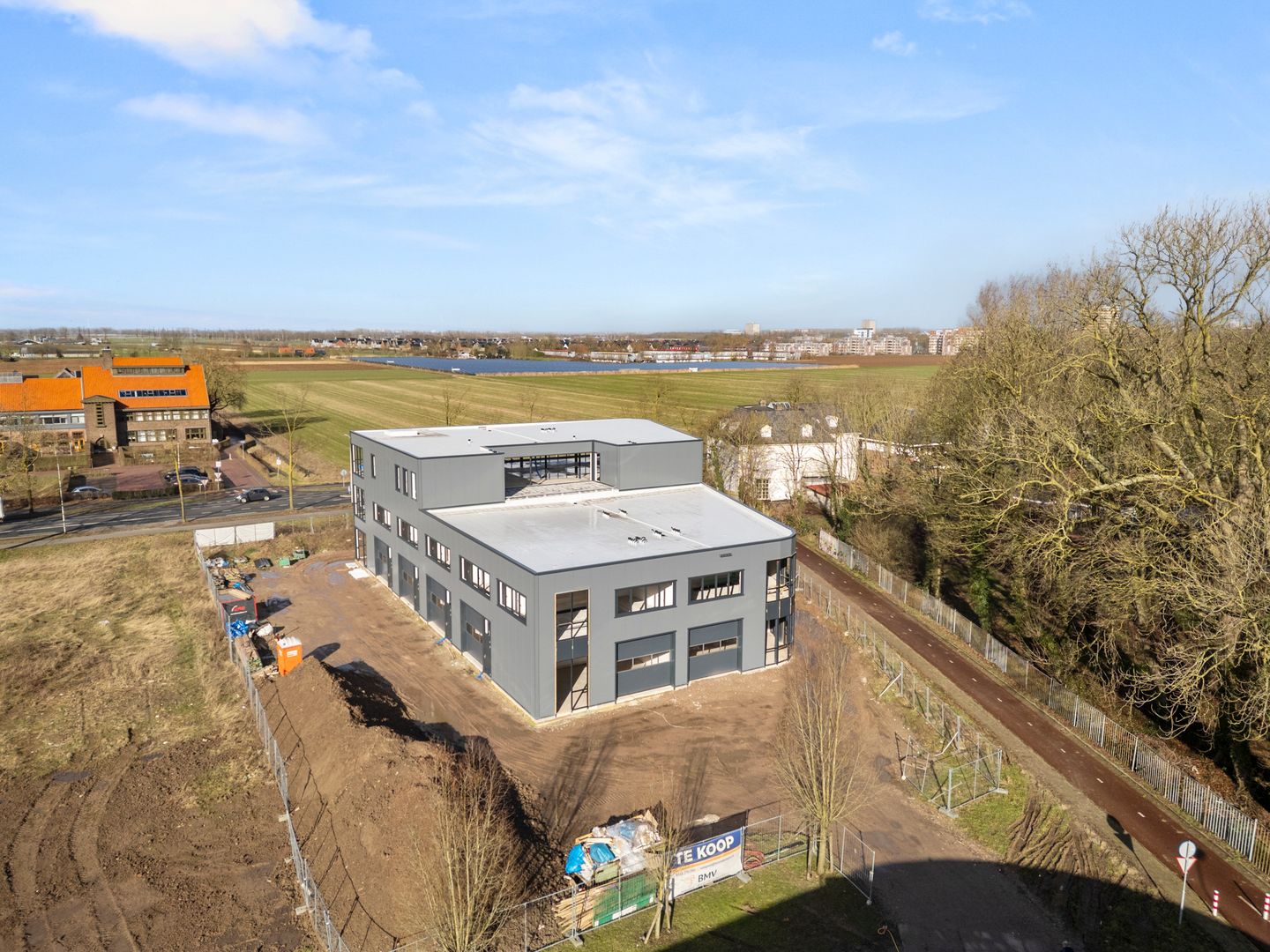 Bekijk foto 5 van Betsy van Goorstraat 80-A003