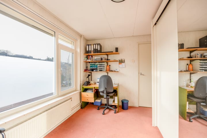 Foto 15 van Esdoornstraat 22