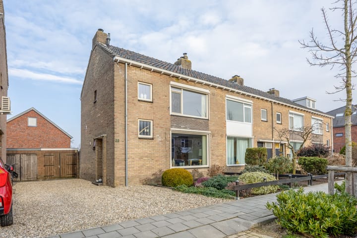 Foto 22 van Esdoornstraat 22