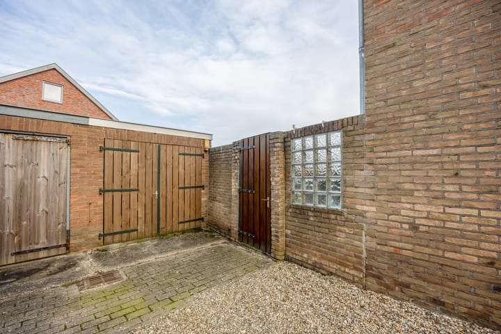 Foto 23 van Esdoornstraat 22