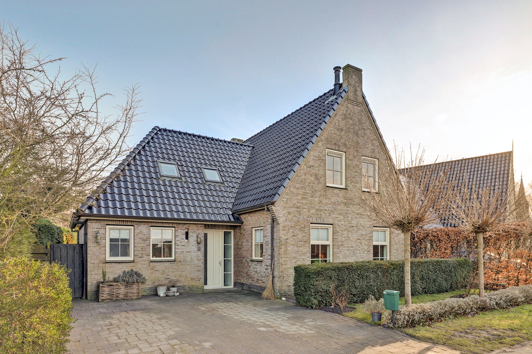 Photo 6 of It Stalt 6