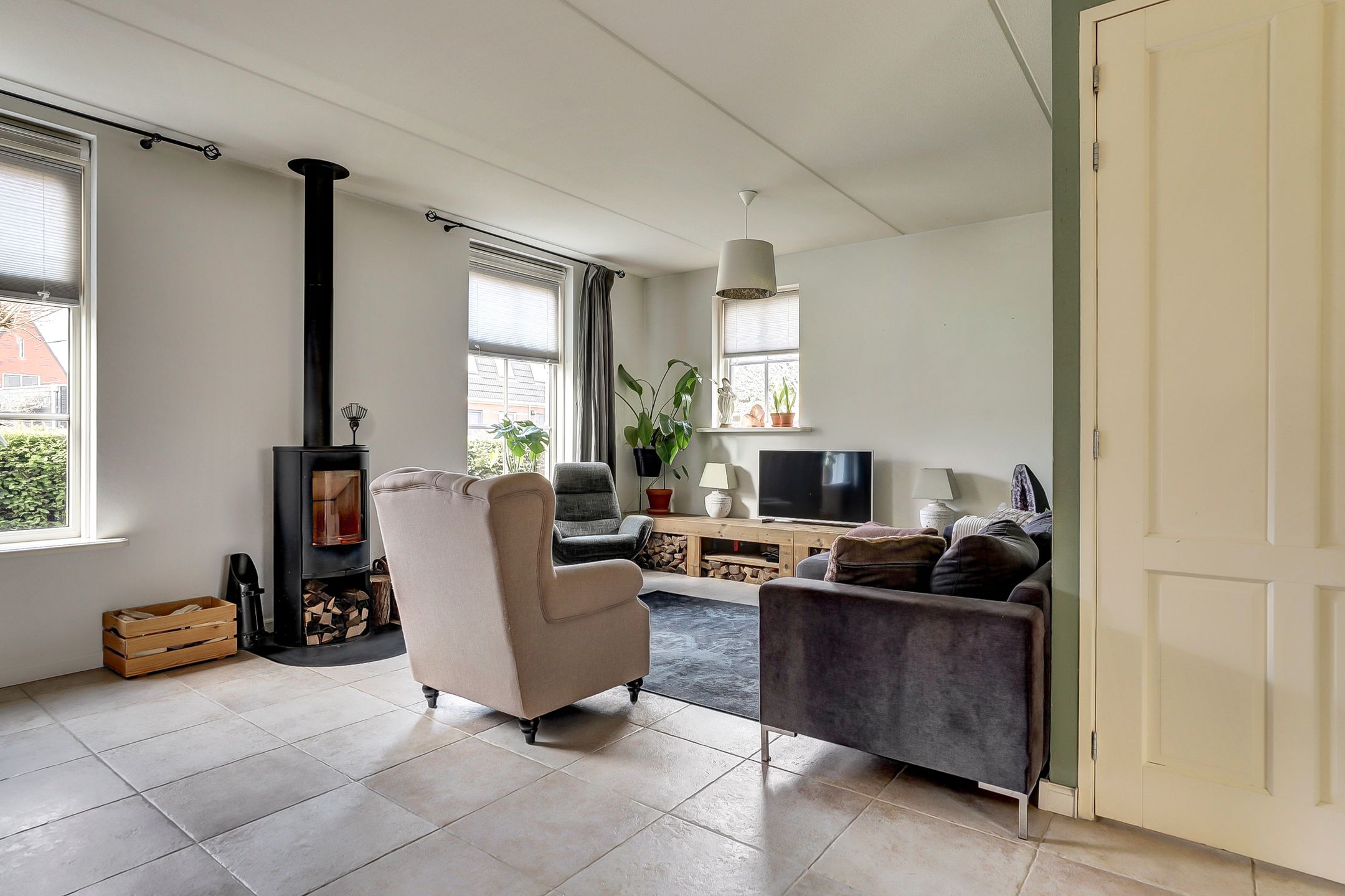 Photo 12 of It Stalt 6