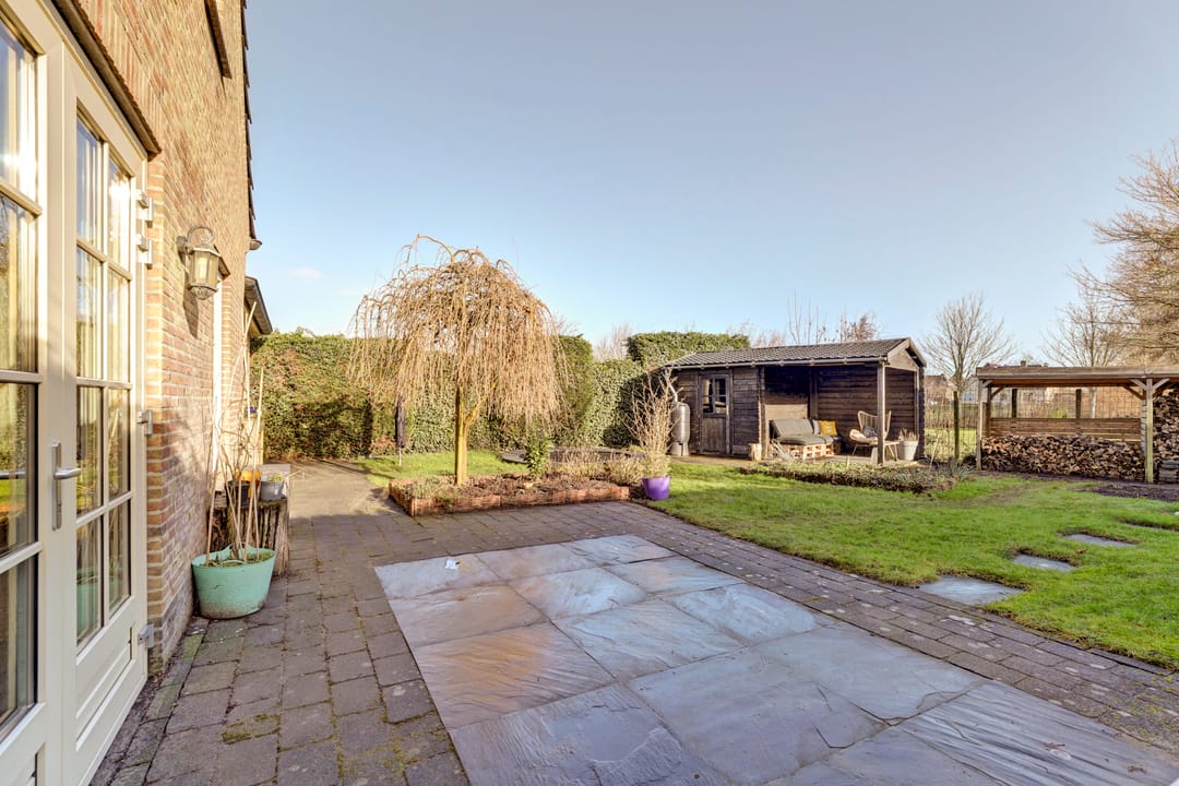 Photo 37 of It Stalt 6