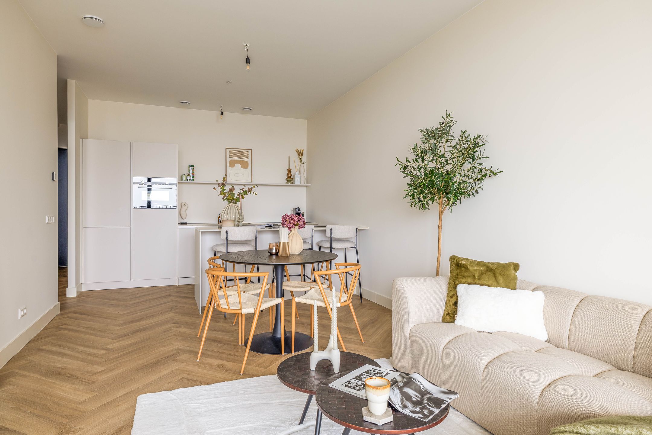 Foto 15 van Hoola van Nootenstraat 331