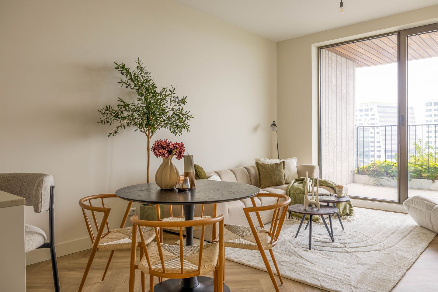 Foto 19 van Hoola van Nootenstraat 331