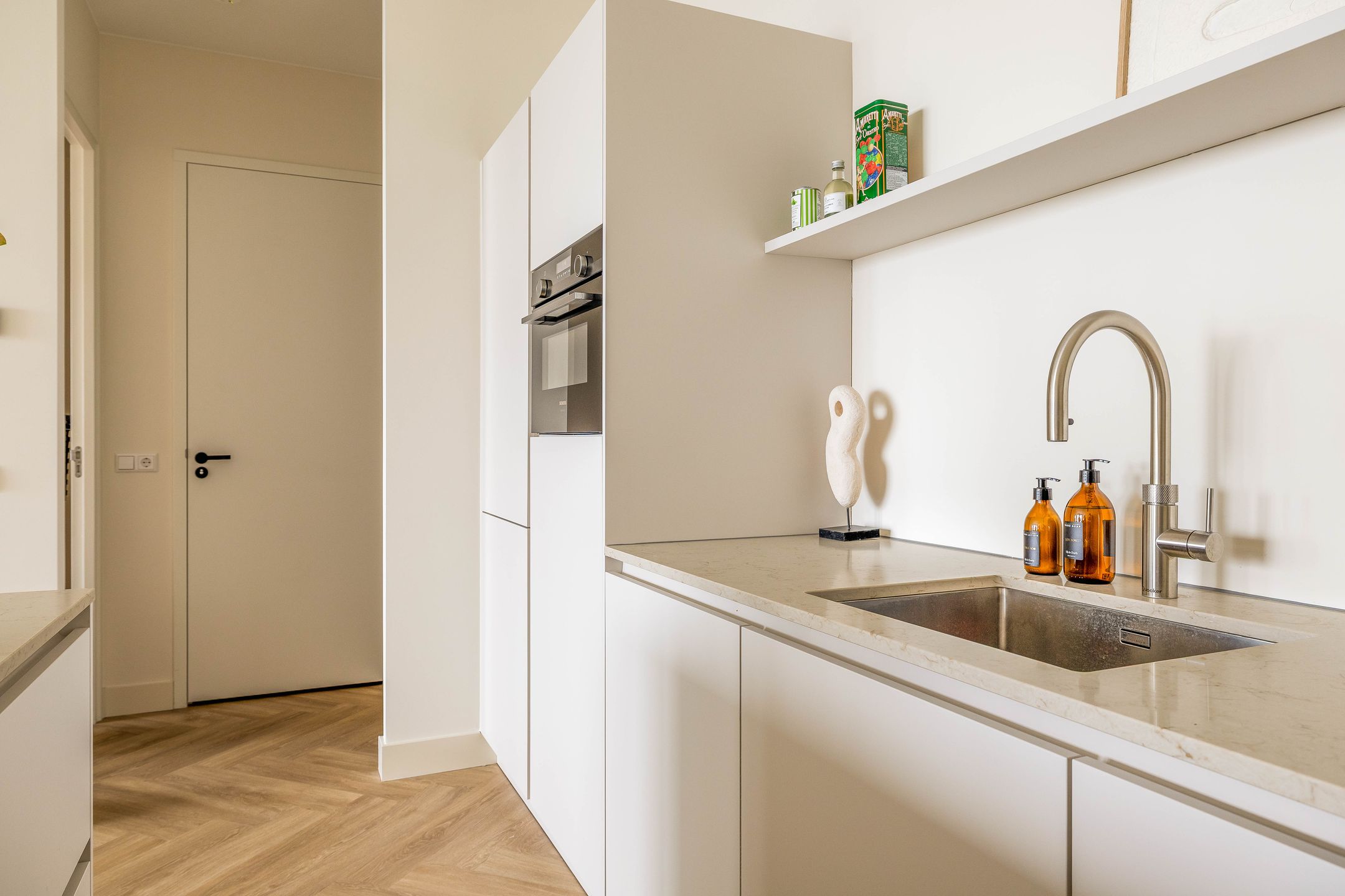 Foto 27 van Hoola van Nootenstraat 331