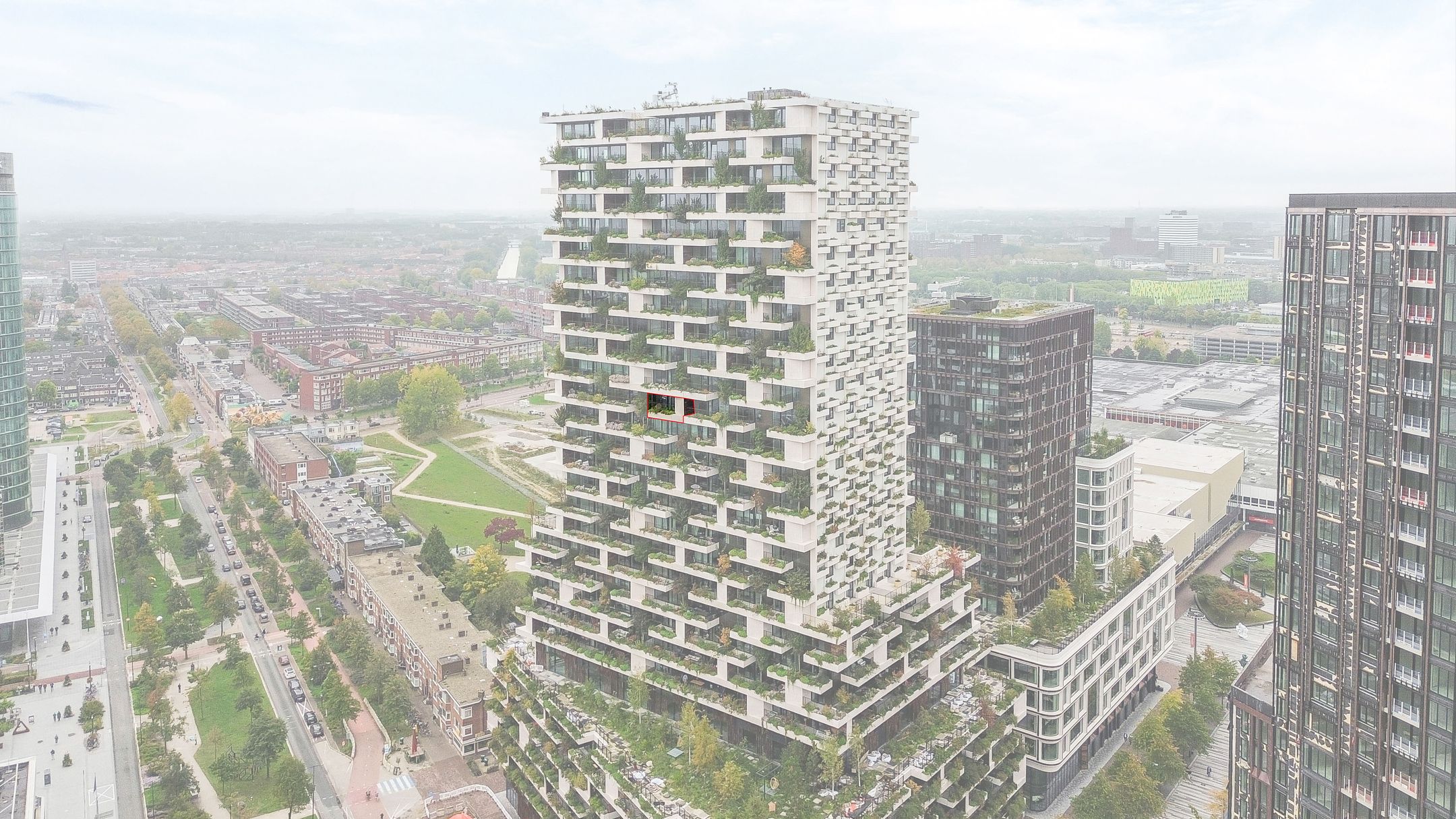 Foto 42 van Hoola van Nootenstraat 331