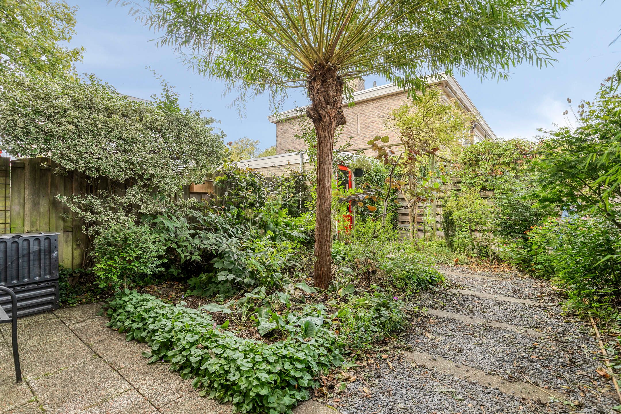 Foto 27 van Veldbloemenweg 5