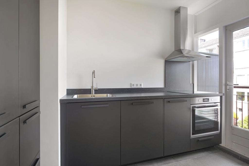 Photo 3 of Delftlaan 279-II