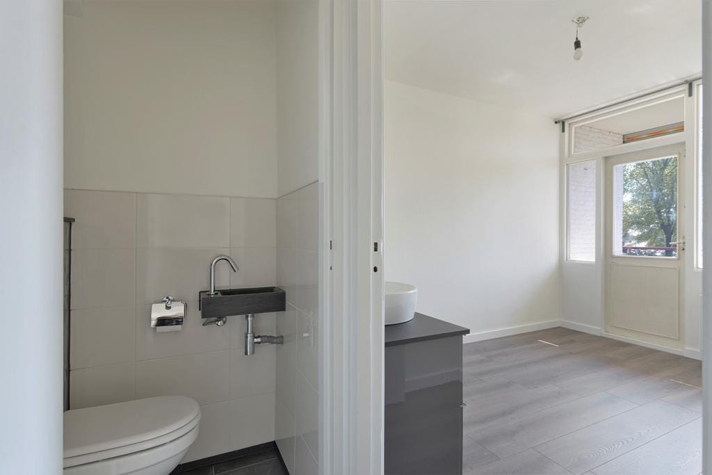 Photo 18 of Delftlaan 279-II