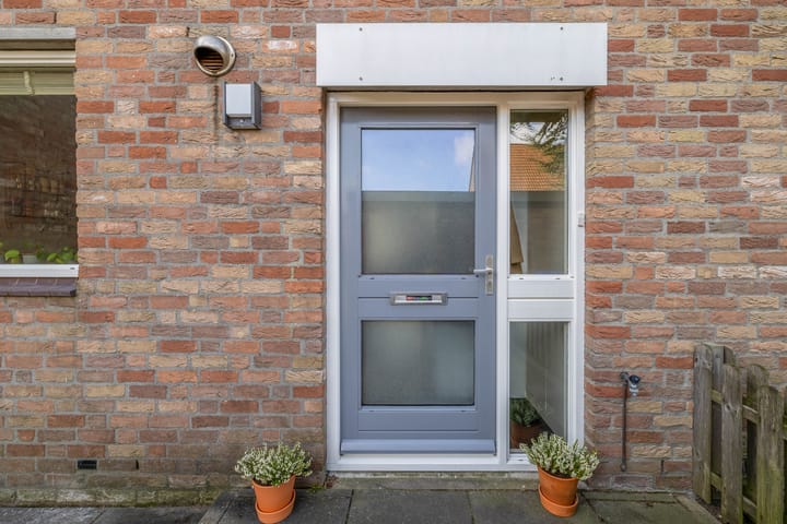 Photo 4 of Doorzwin 5017