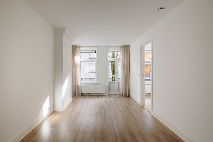 Foto 10 van Vrolikstraat 319-1