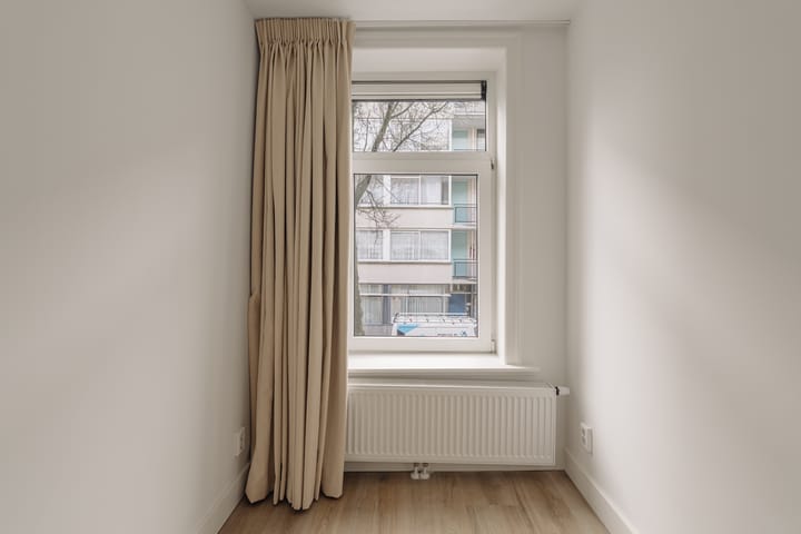 Foto 11 van Vrolikstraat 319-1