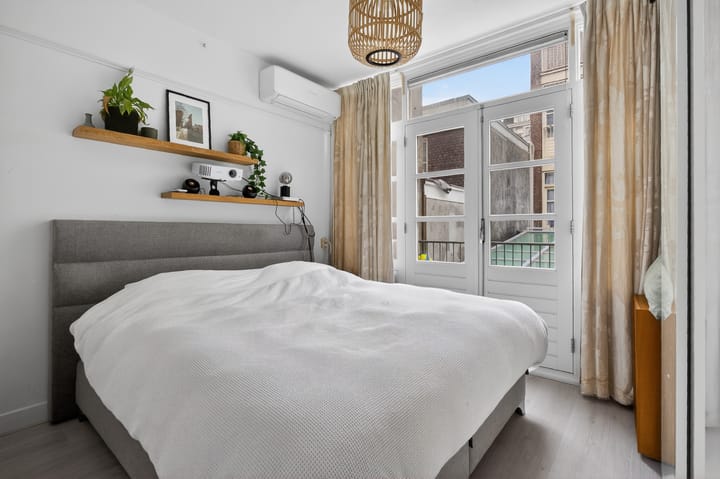 Photo 14 of Nieuwe Looiersstraat 70-1