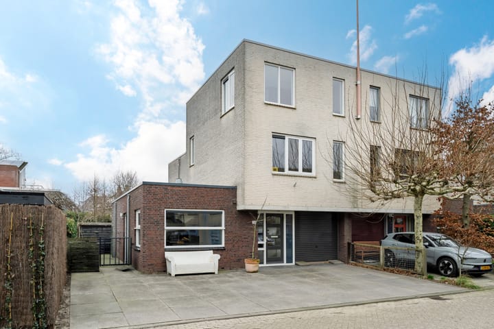 Arie de Zeeuwstraat 26