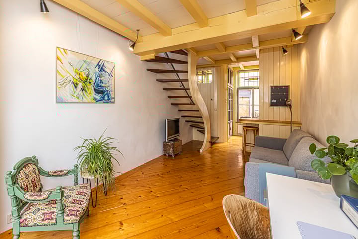 Photo 2 of Vestestraat 106