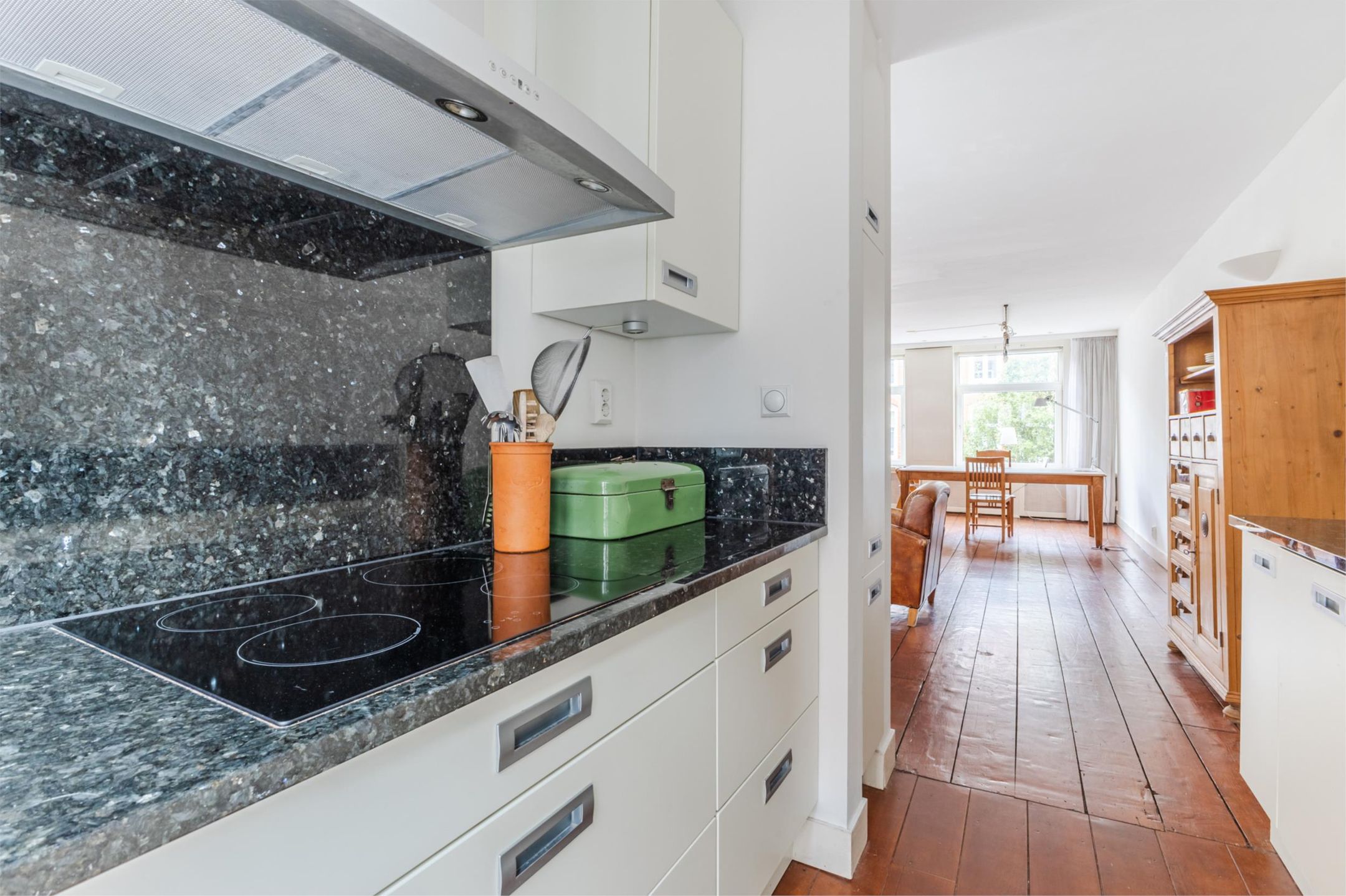 Foto 9 van Barentszstraat 319