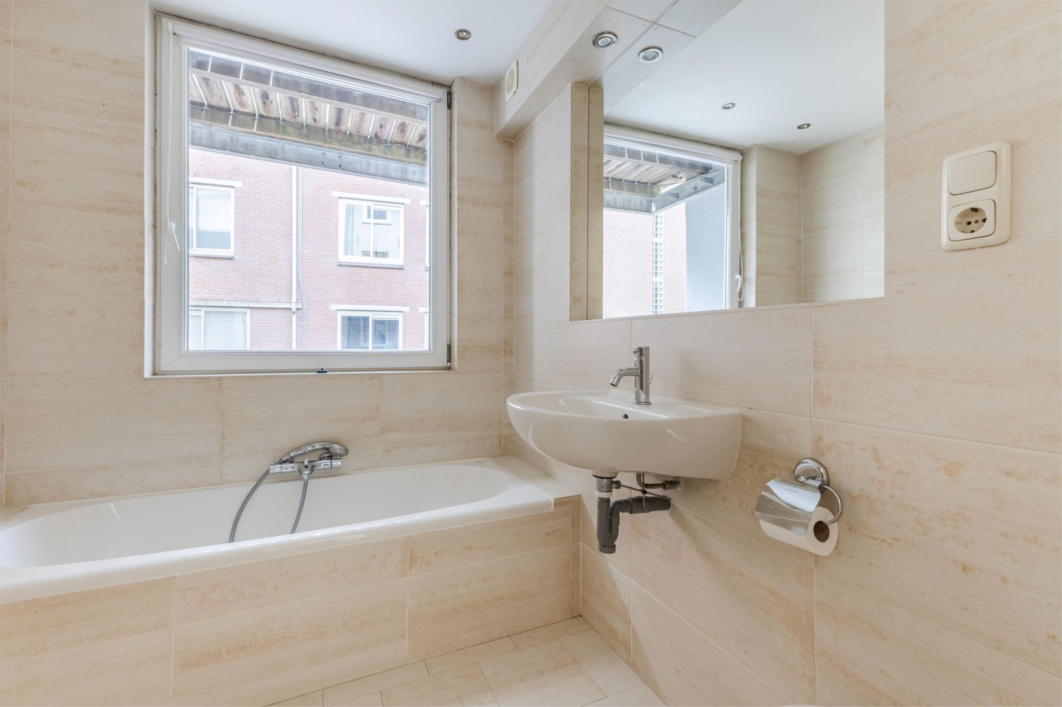 Foto 39 van Barentszstraat 319