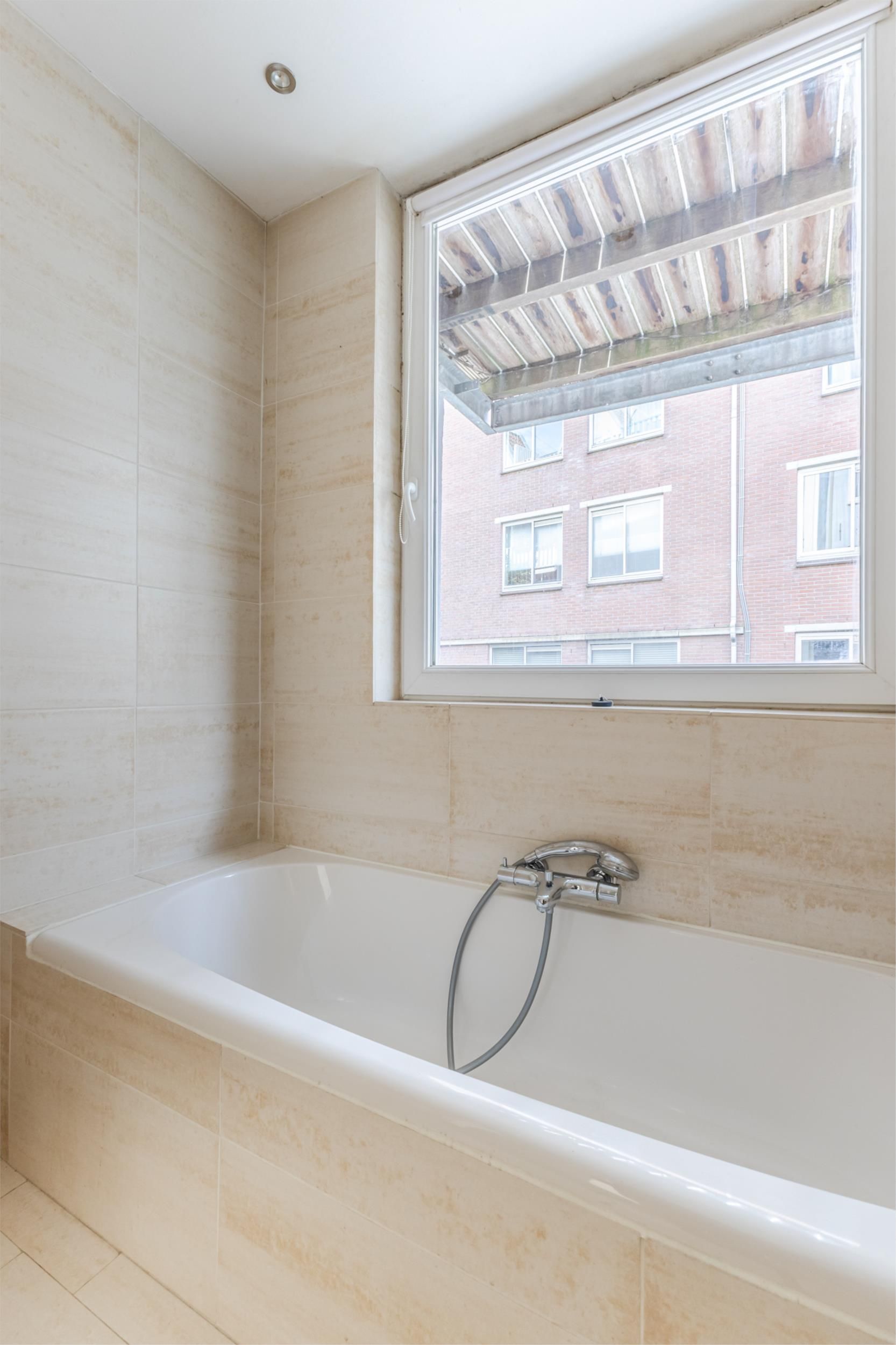 Foto 42 van Barentszstraat 319