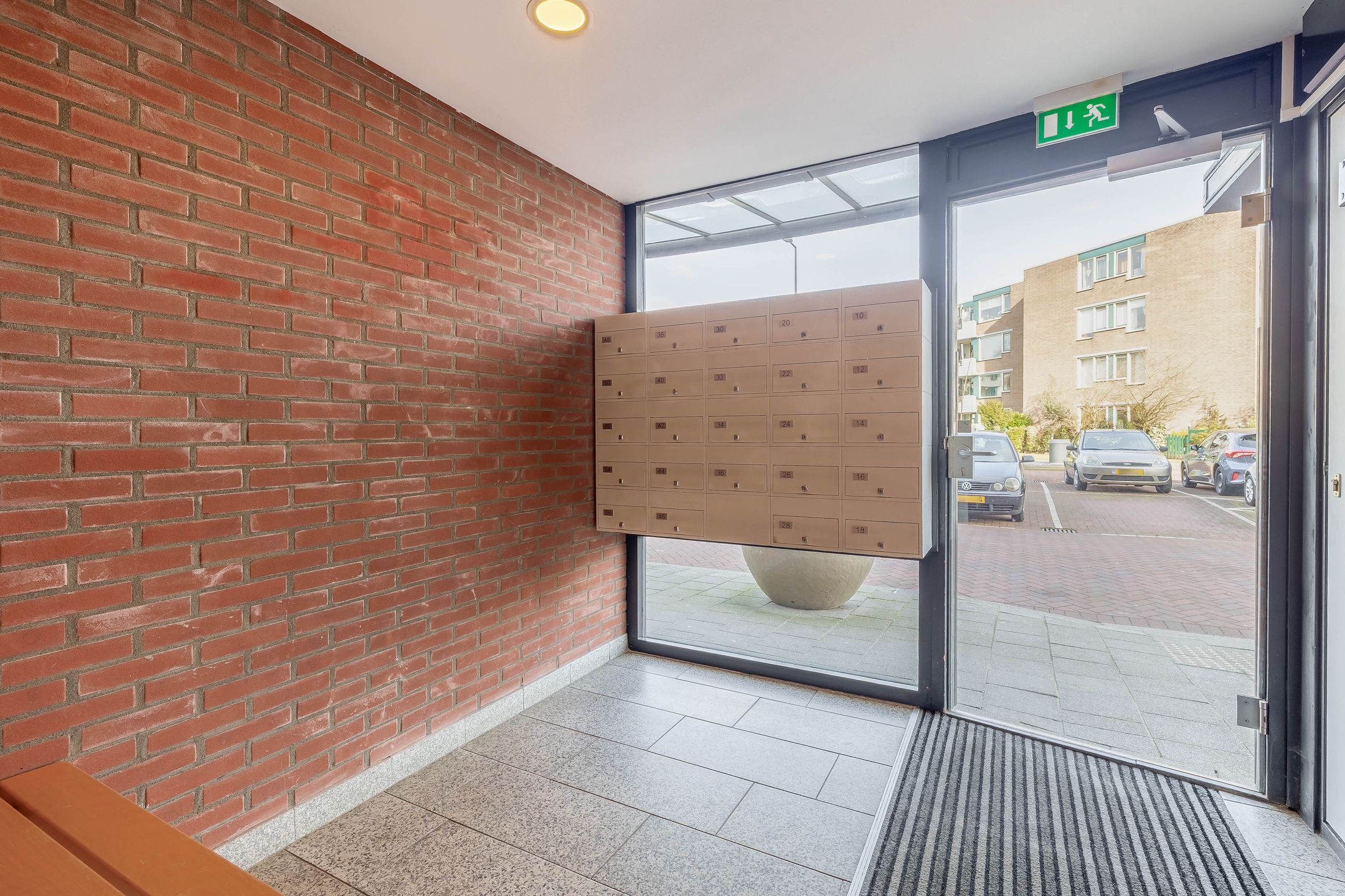 Photo 12 of Algiersstraat 44