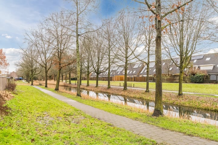 Foto 2 van Bergumermeerstraat 27