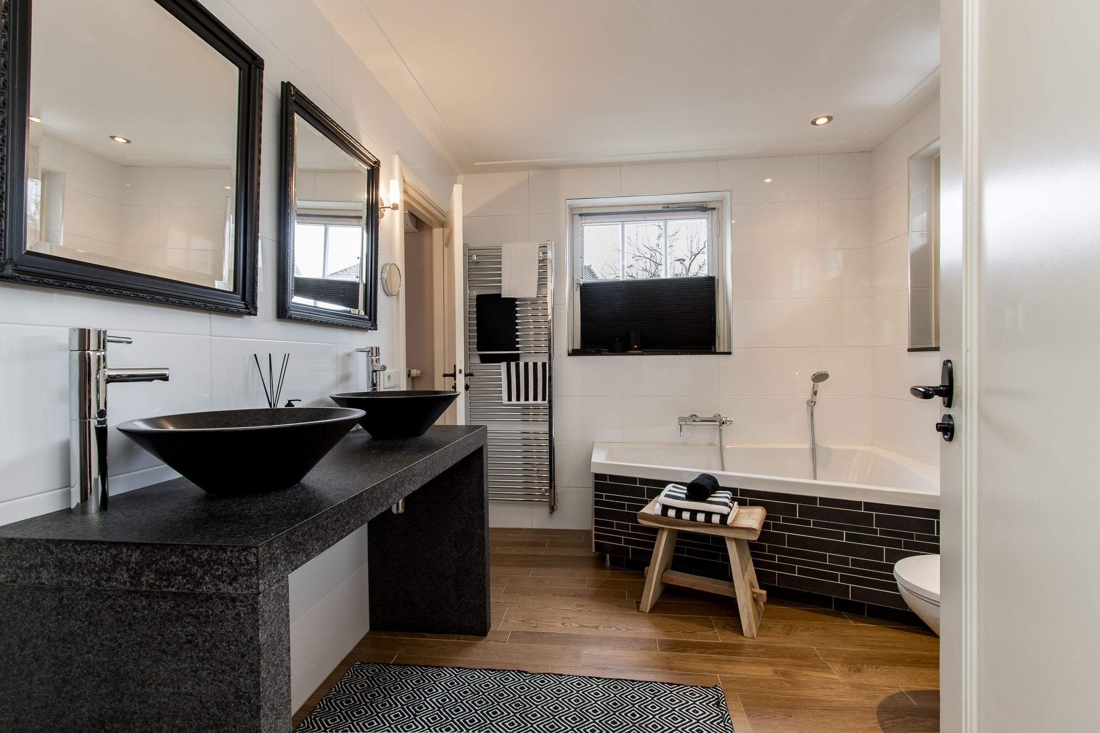 Foto 33 van Julianastraat 11