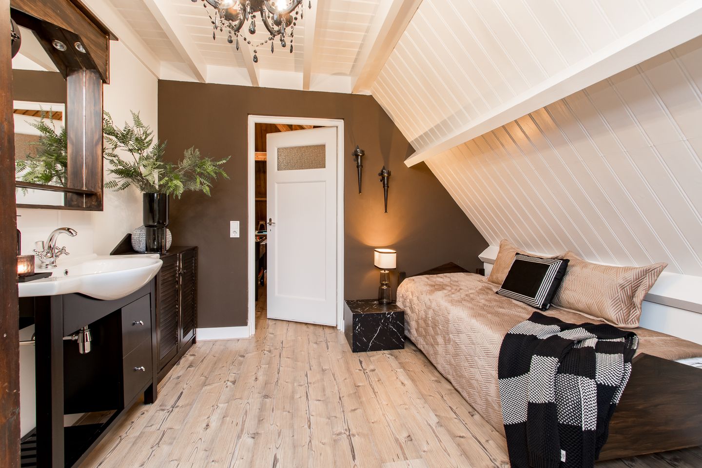 Foto 40 van Julianastraat 11