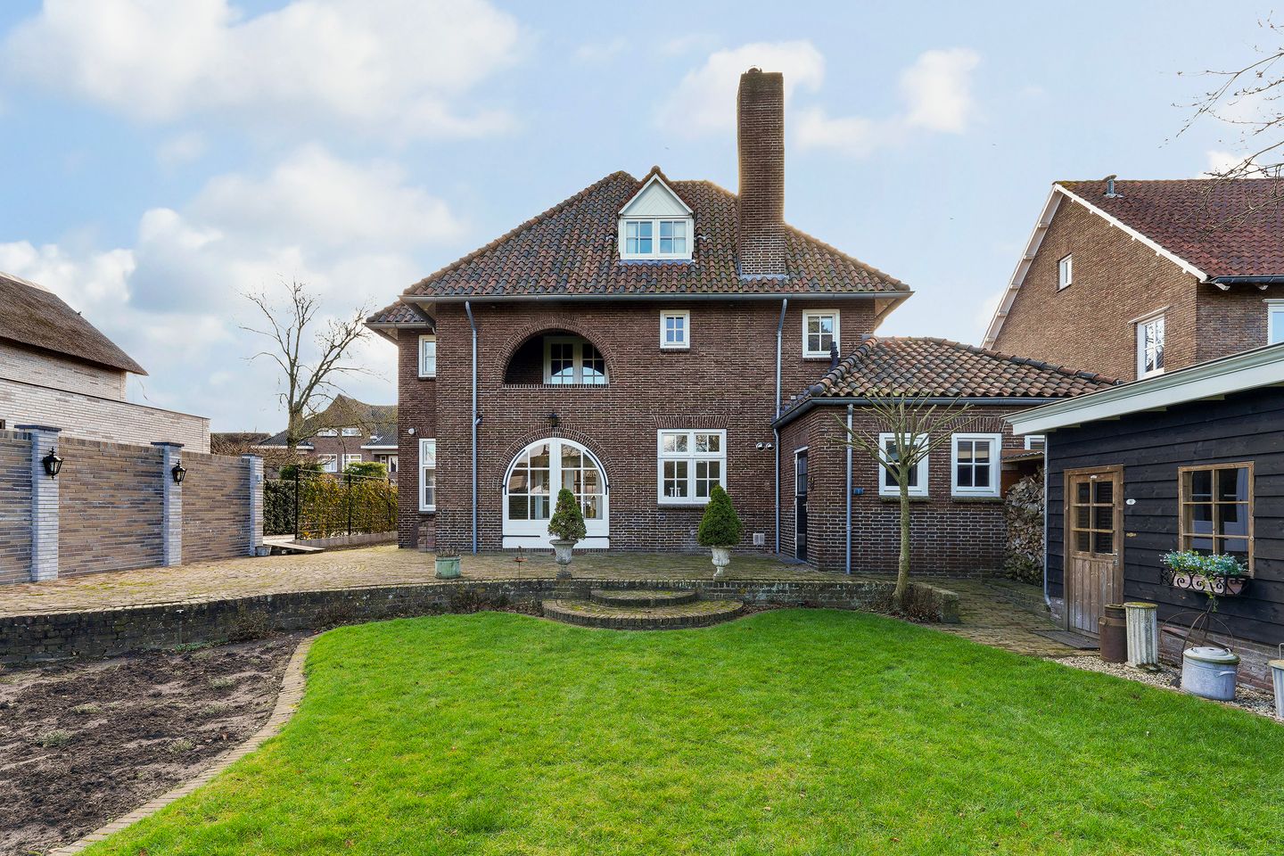 Foto 44 van Julianastraat 11