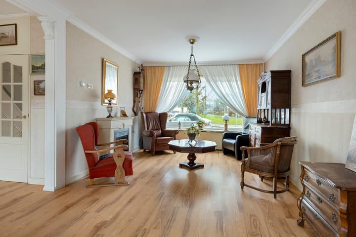 Photo 3 of Graaf Willemlaan 32