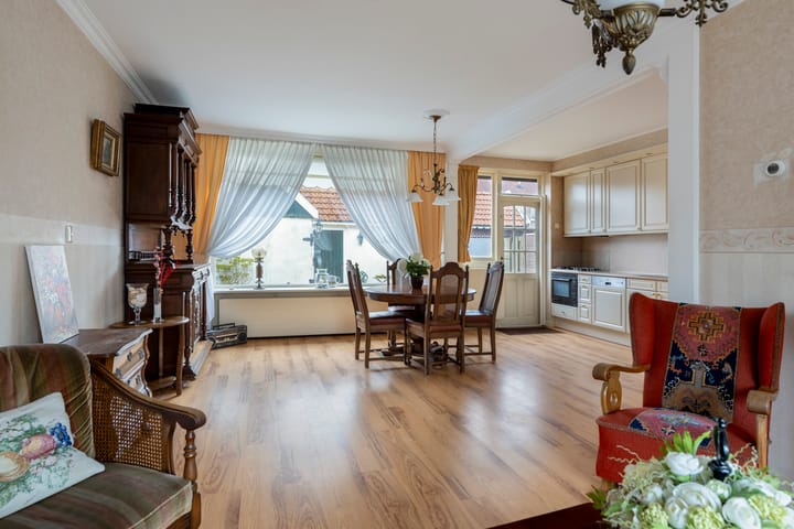 Photo 12 of Graaf Willemlaan 32